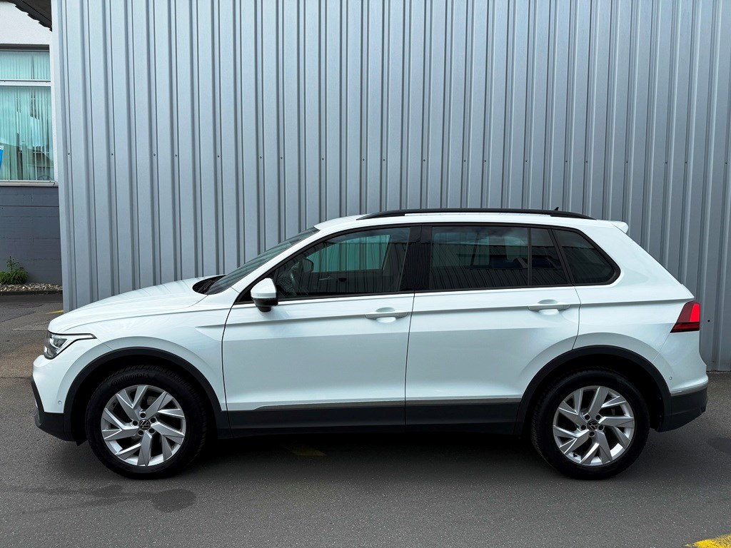 VW Tiguan 2.0 TDI SCR Life 4Motion DSG-showroom-element-2
