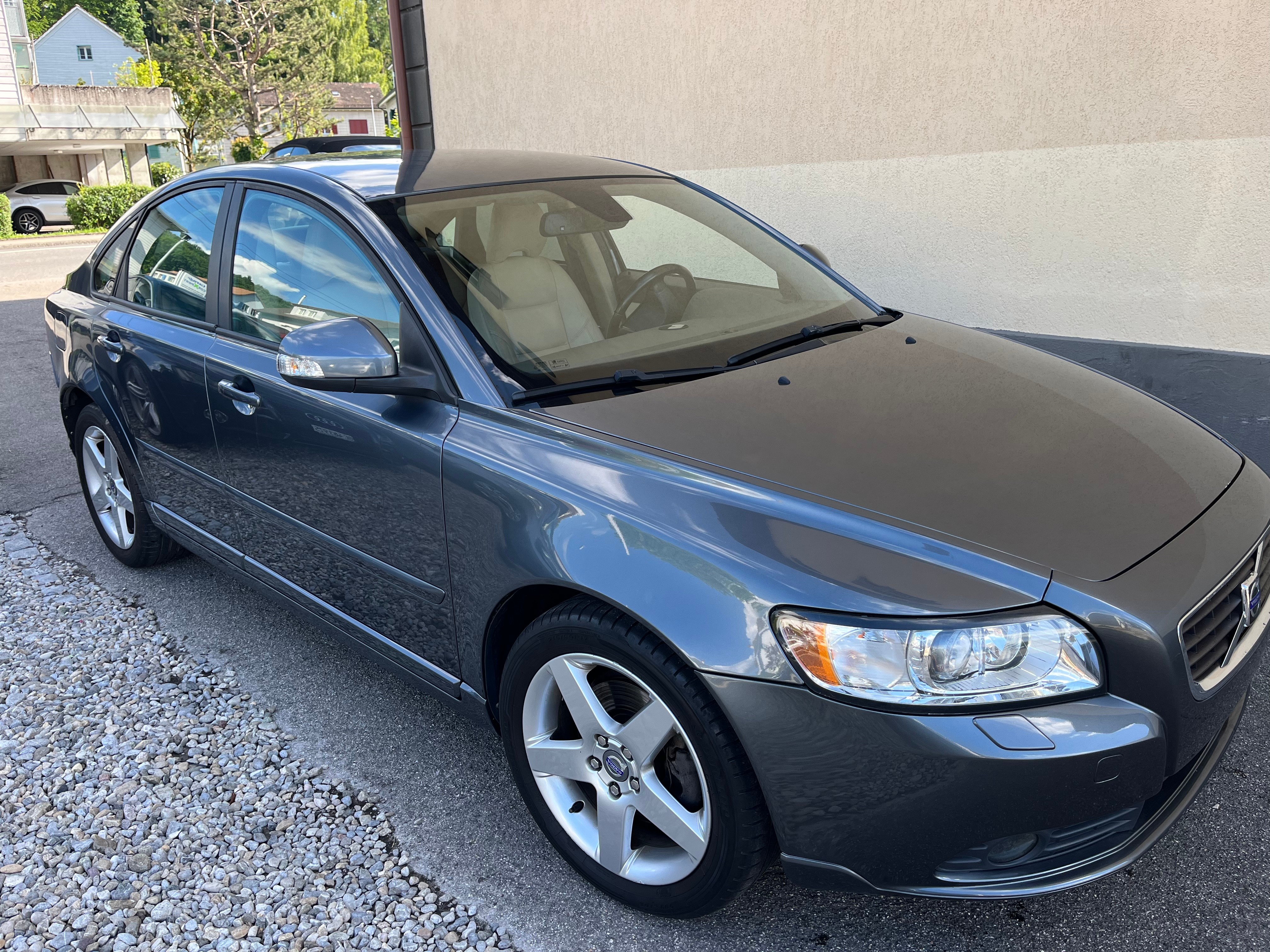 VOLVO S40 2.0D Summum (Limousine)