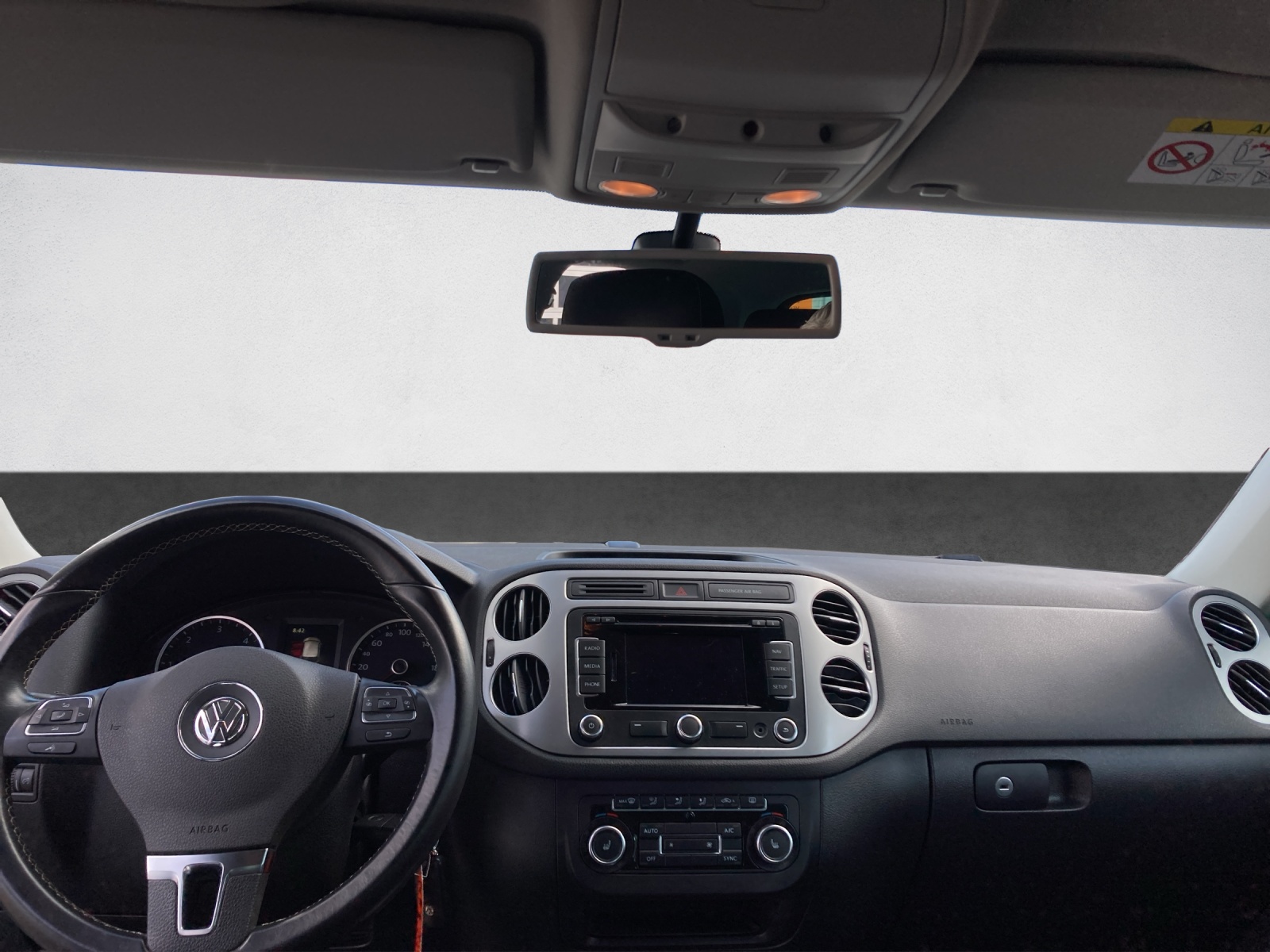 VW Tiguan 2.0 TDI BMT Cup 4Motion DSG-showroom-element-3