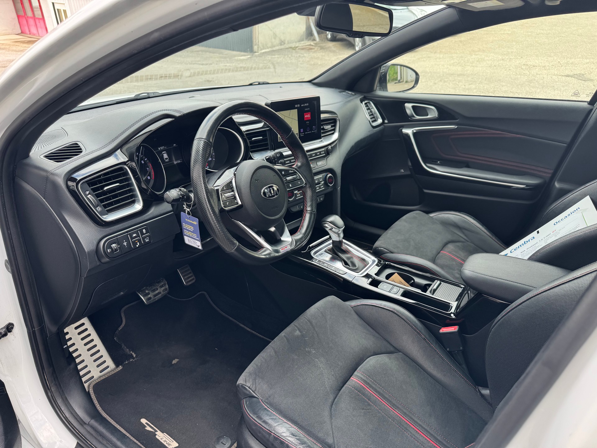 KIA ProCeed 1.6 T-GDi GT DCT-image-6
