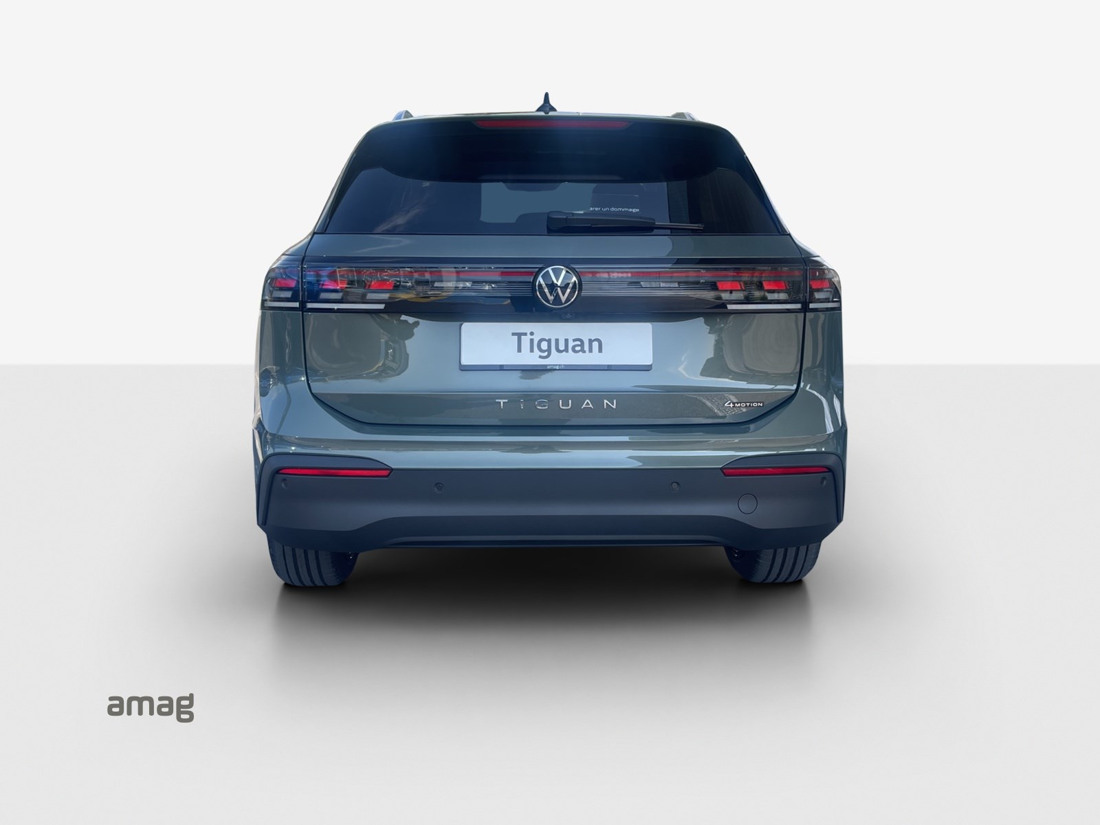 VW Tiguan 2.0 TSI DSG Life 4Motion-showroom-element-3