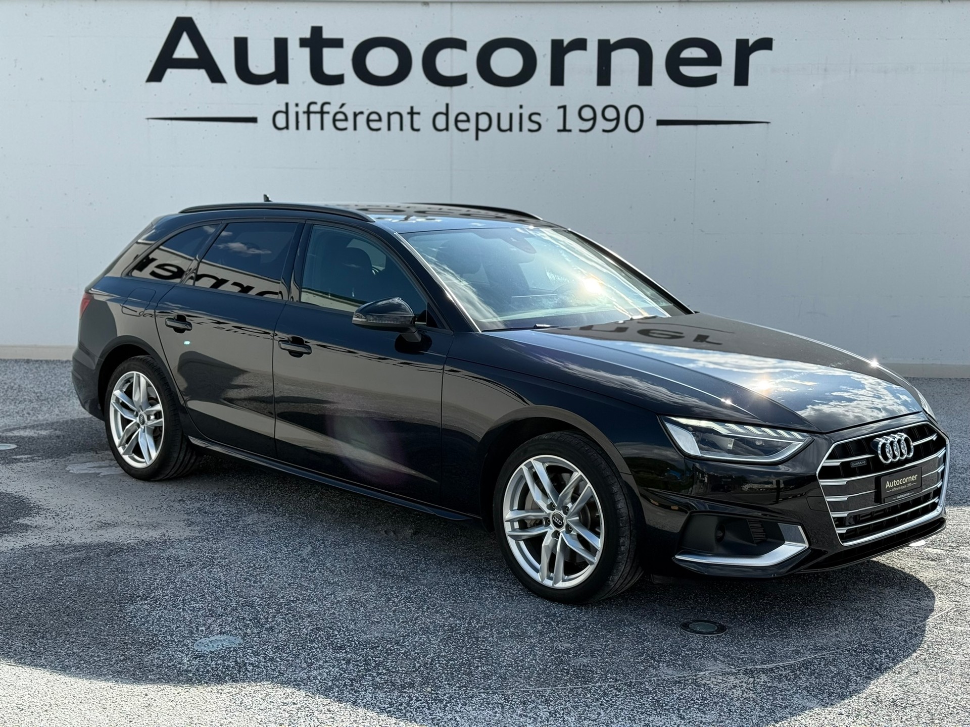 AUDI A4 Avant 45 TFSI advanced S-tronic quattro-showroom-element-1