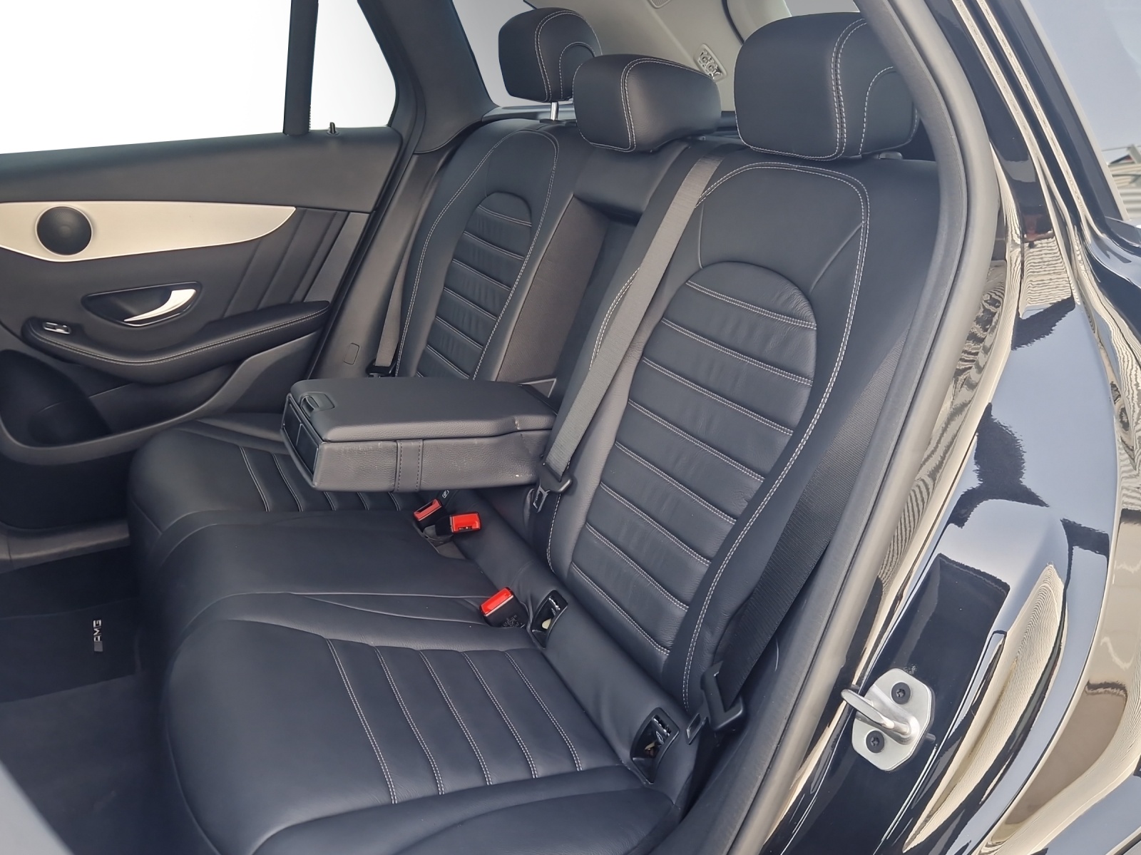 Image MERCEDES-BENZ GLC-300 GLC 300 e AMG Line 4Matic