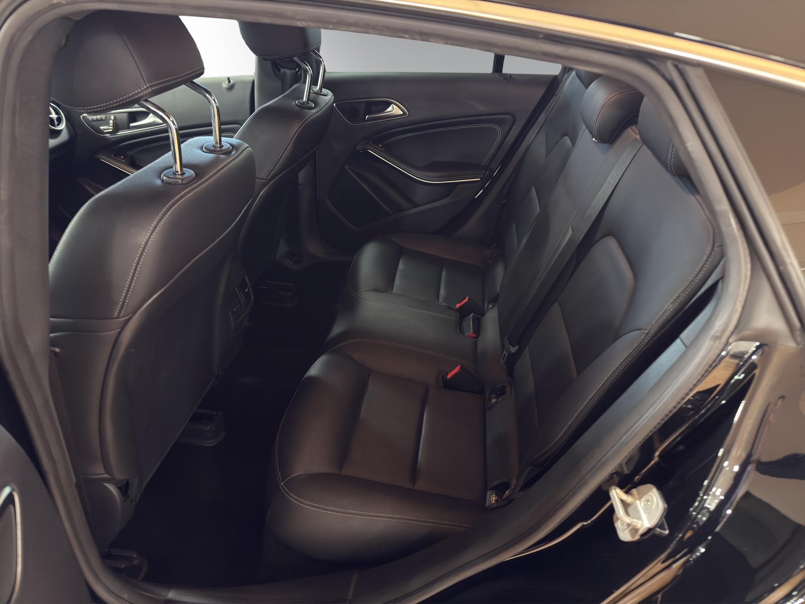 Image MERCEDES-BENZ CLA-180 CLA Shooting Brake 180 Urban