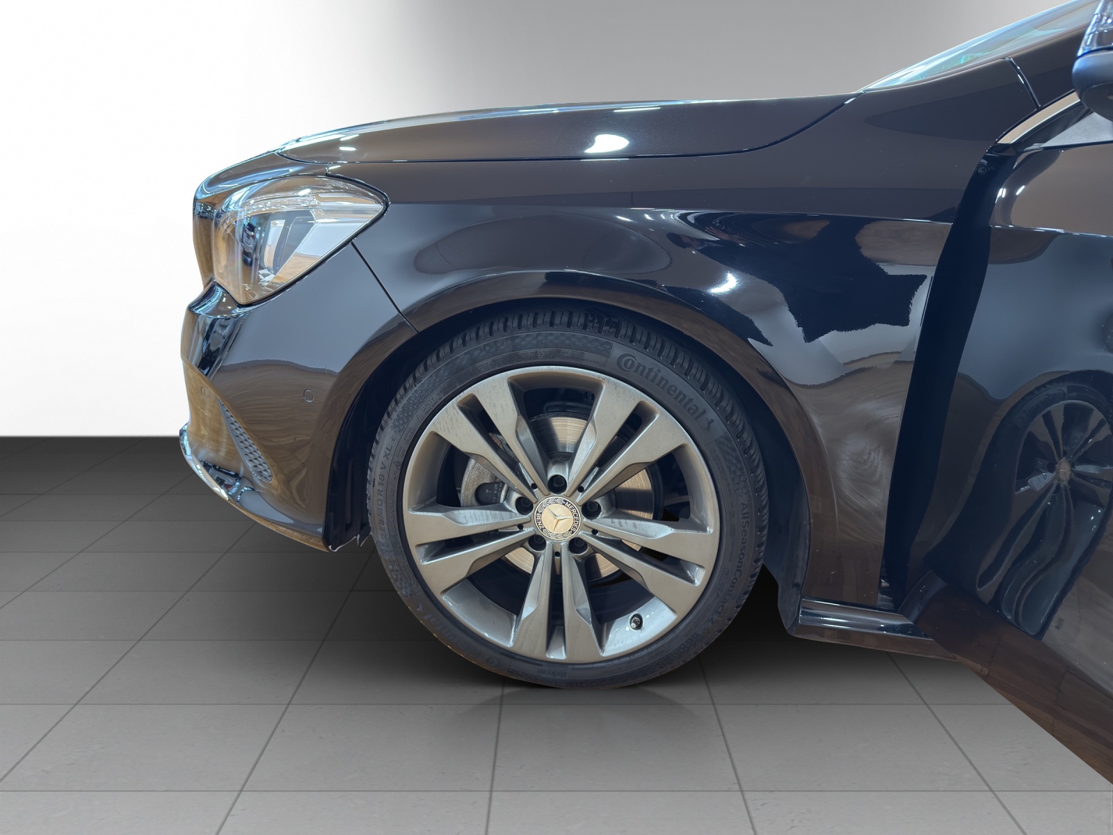 Image MERCEDES-BENZ CLA-180 CLA Shooting Brake 180 Urban