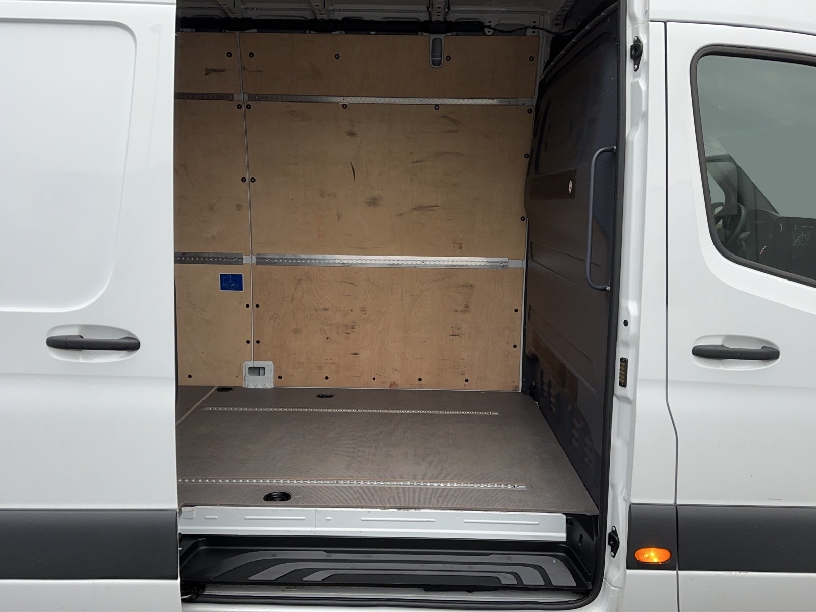 MERCEDES-BENZ Sprinter 315 CDI L3 H2 36 Monate Garantie-image-17