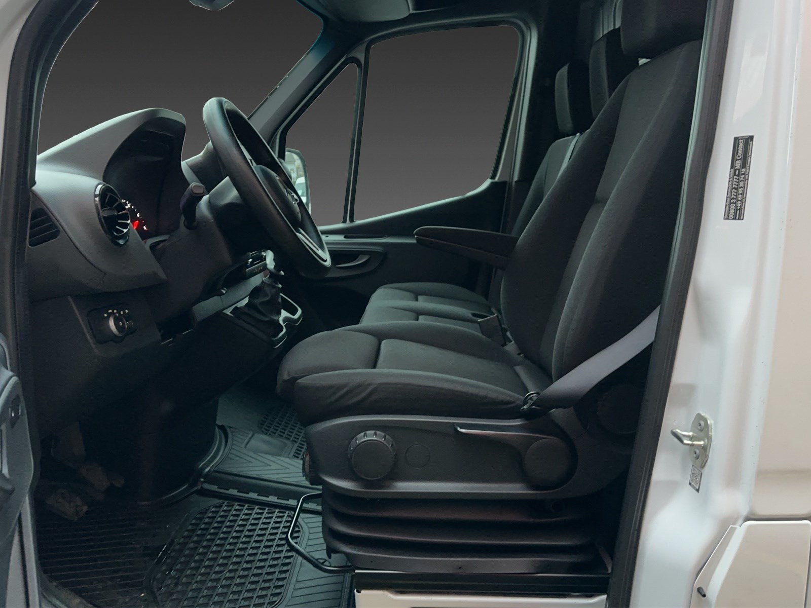 MERCEDES-BENZ Sprinter 315 CDI L3 H2 36 Monate Garantie-image-9