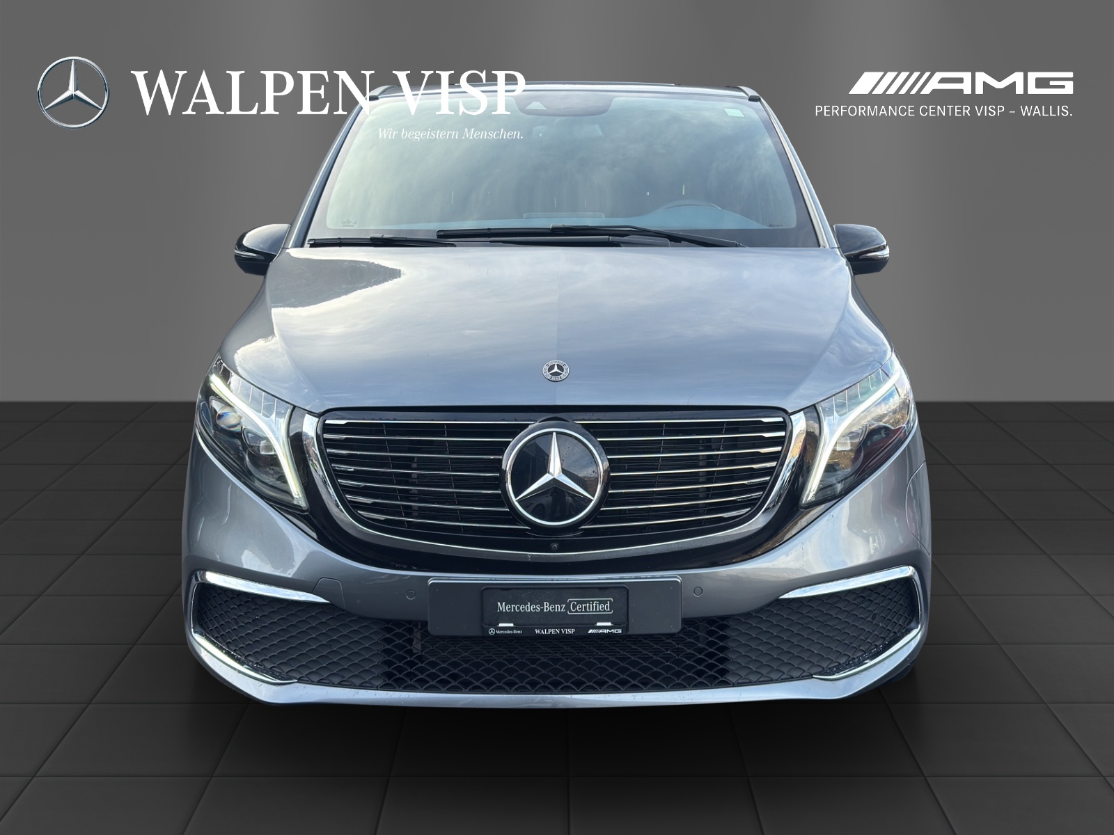 MERCEDES-BENZ EQV 300-showroom-element-1