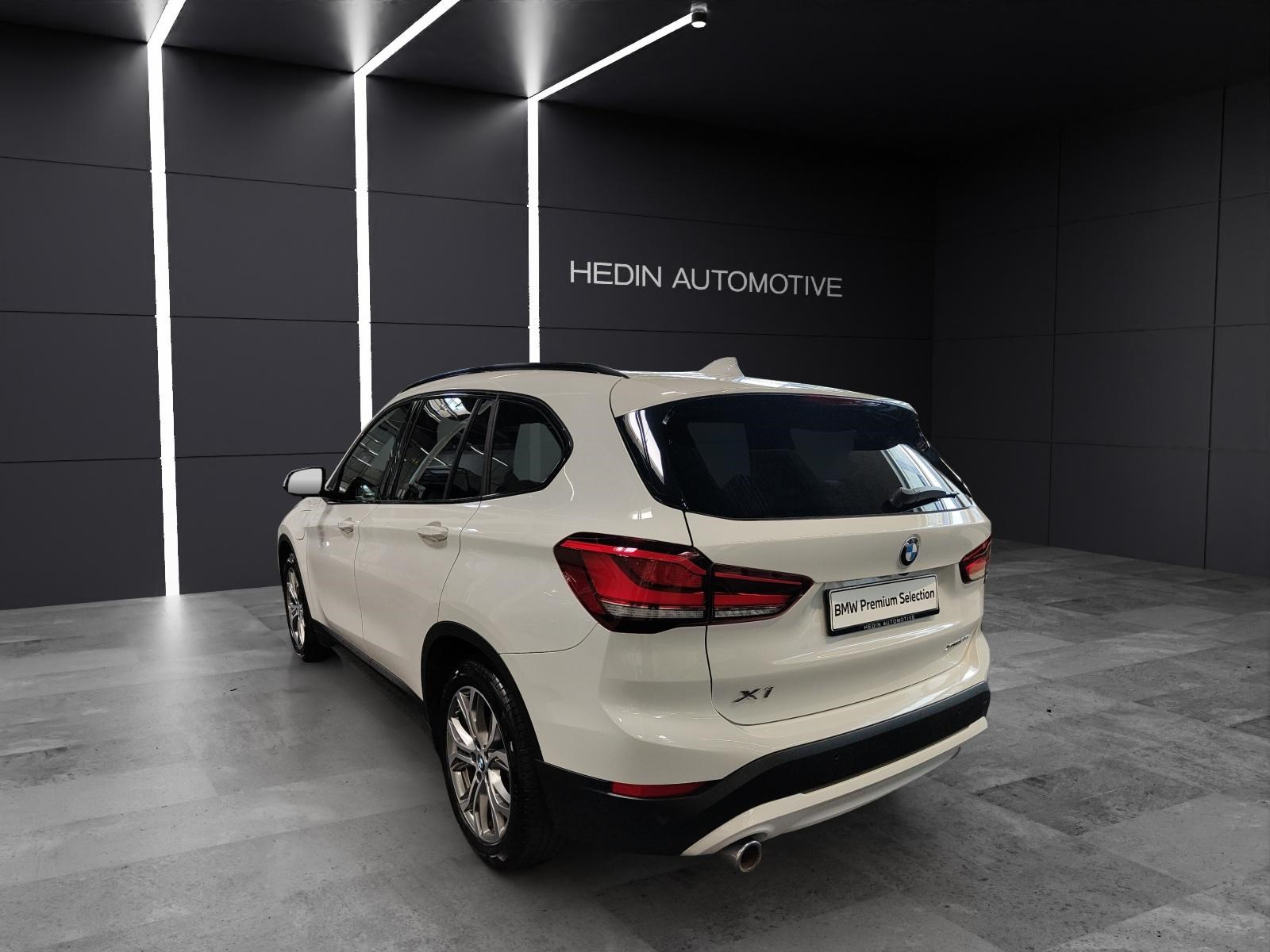 BMW X1 25e xDrive-showroom-element-2