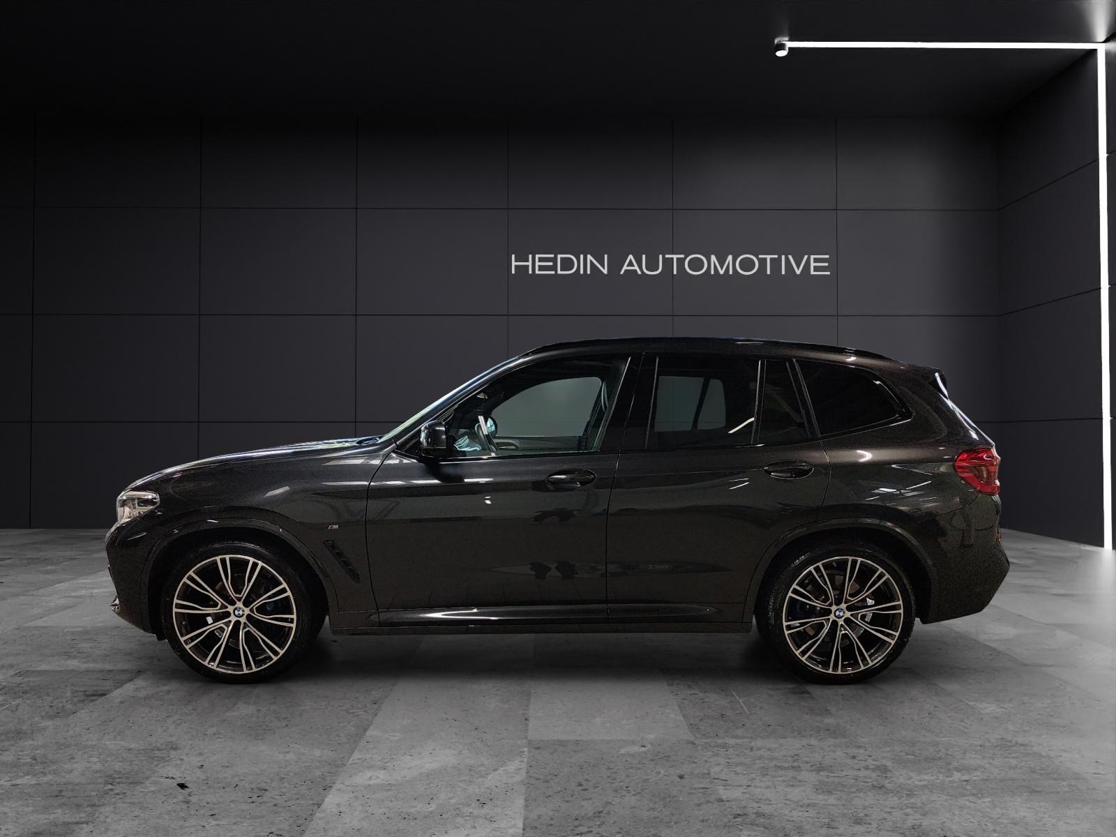 BMW X3 M40i-showroom-element-3