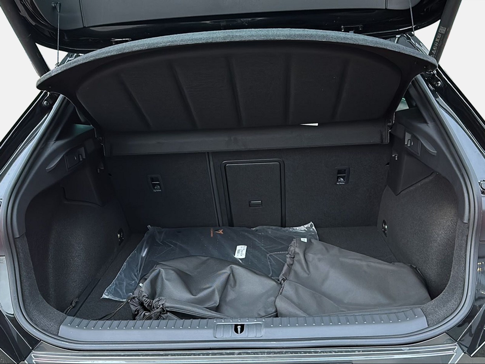 CUPRA Formentor 1.4 eHybrid Inicio DSG-image-13