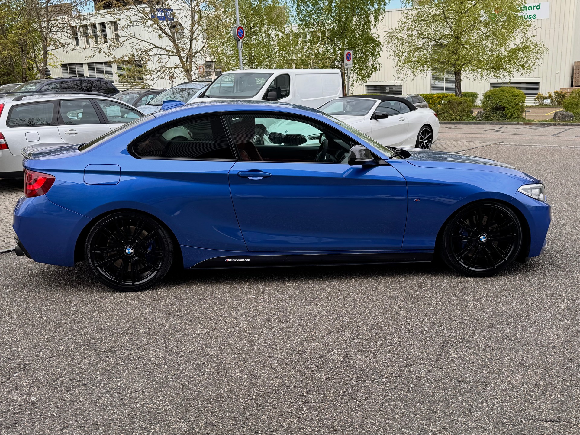 BMW M235i Steptronic PERFORMANCE-showroom-element-1