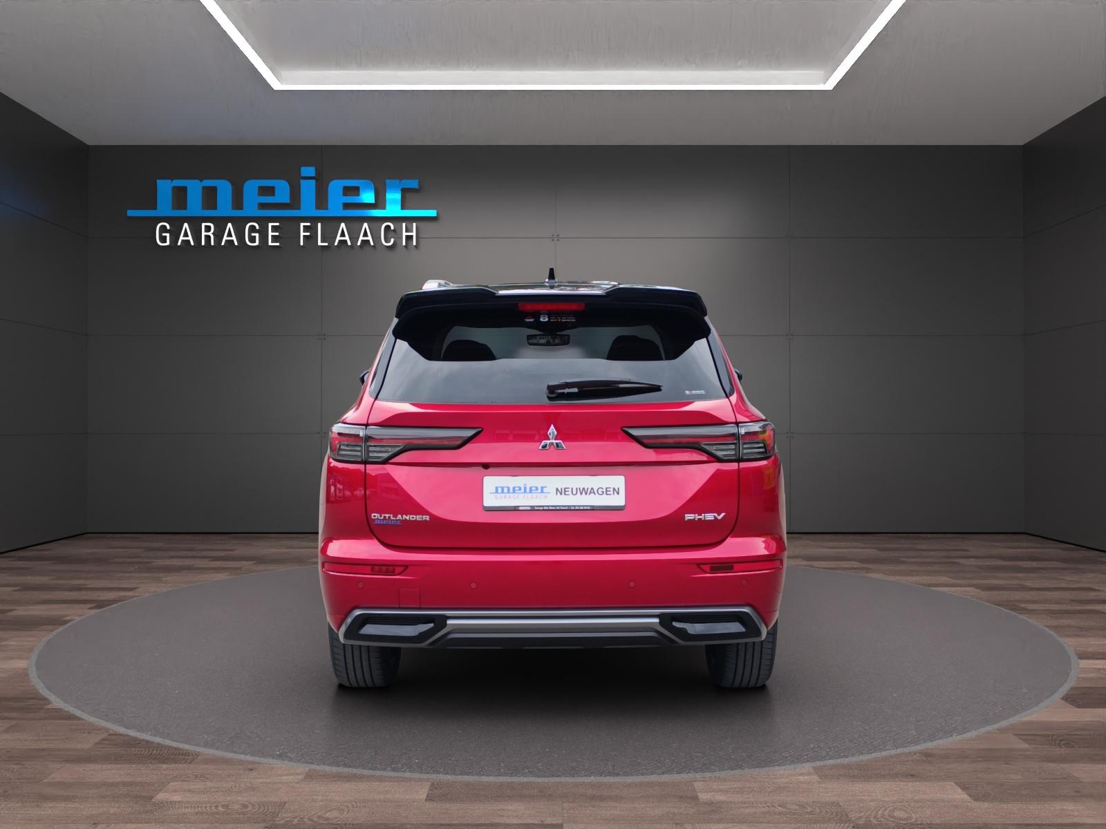 MITSUBISHI Outlander 2.4 PHEV Black-Line Instyle 4x4-showroom-element-3
