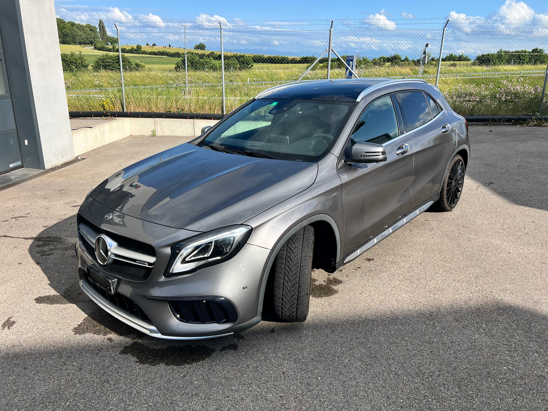 MERCEDES-BENZ GLA 45 AMG Night Edition 4Matic 7G-DCT