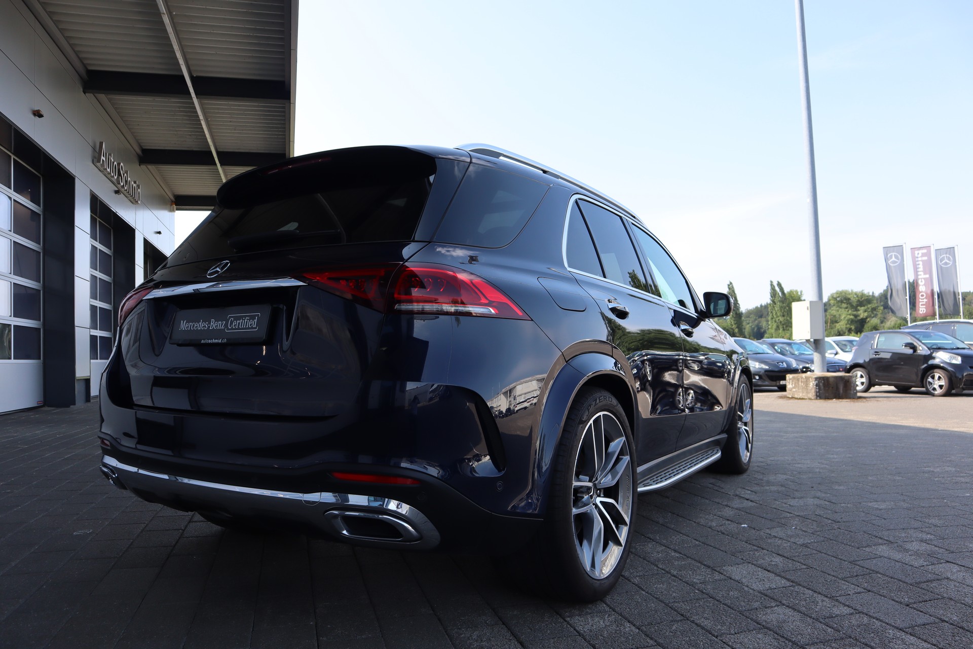 MERCEDES-BENZ GLE 300 d 4Matic AMG Line 9G-Tronic ***7-Sitzer***-showroom-element-1