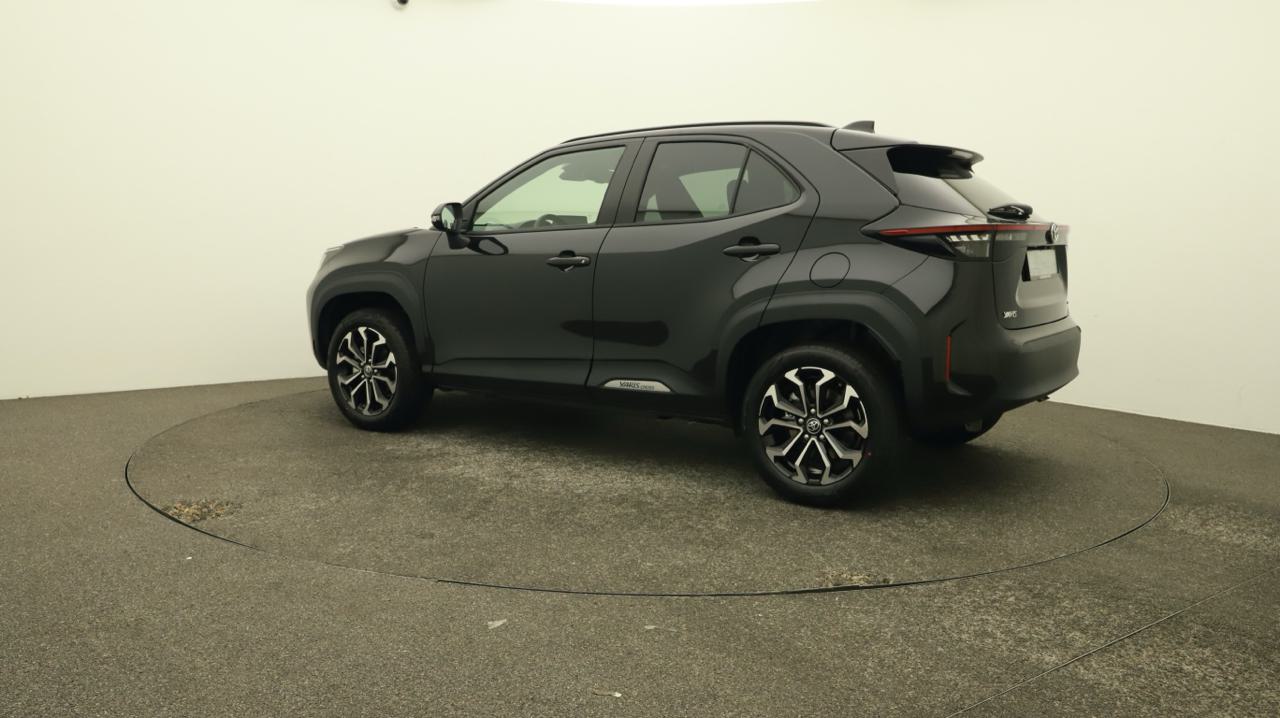 TOYOTA YARIS CROSS 1.5 Sport e-CVT-showroom-element-2