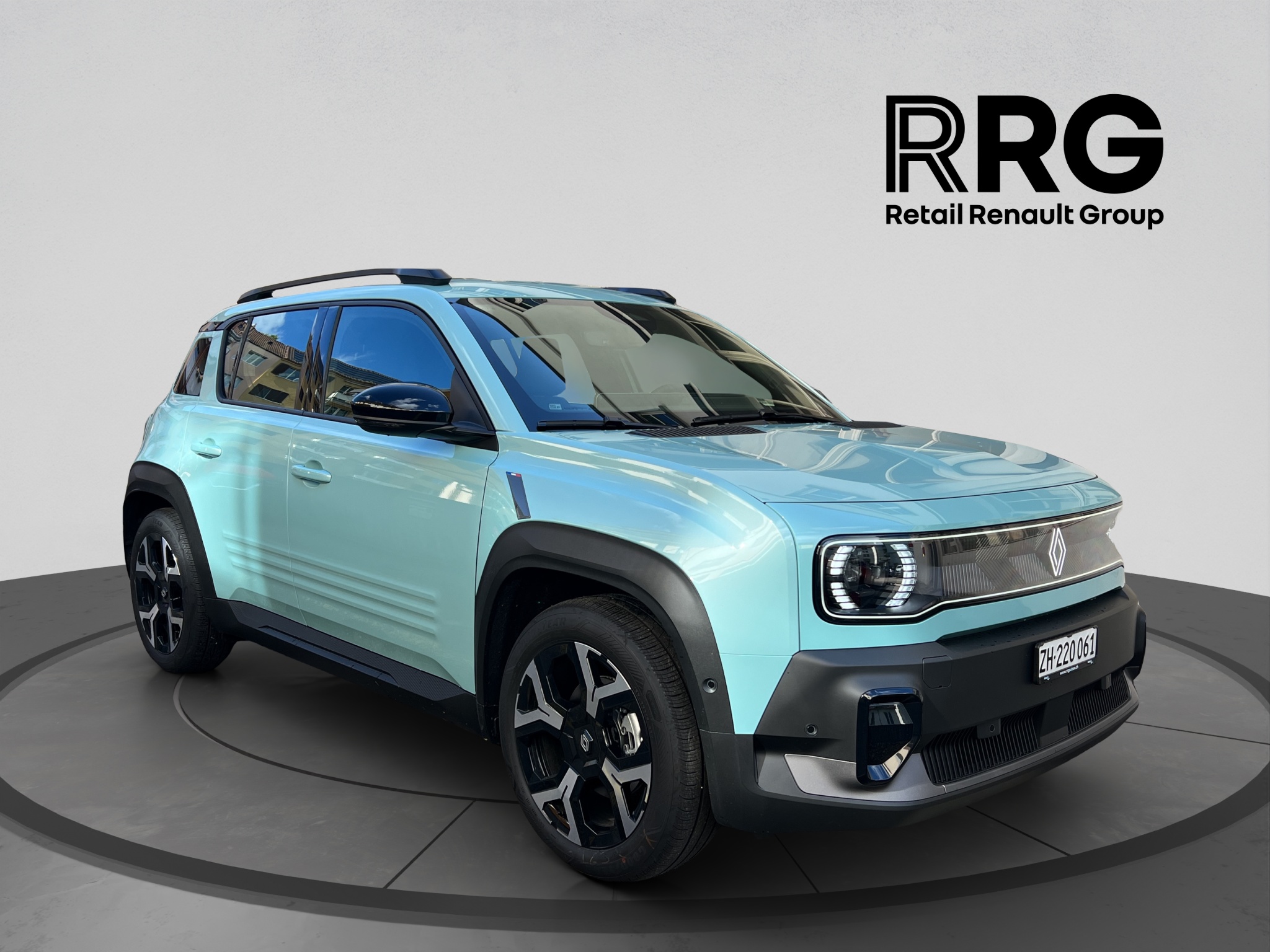 R4 E-Tech Comfort Range 52 kWh Techno