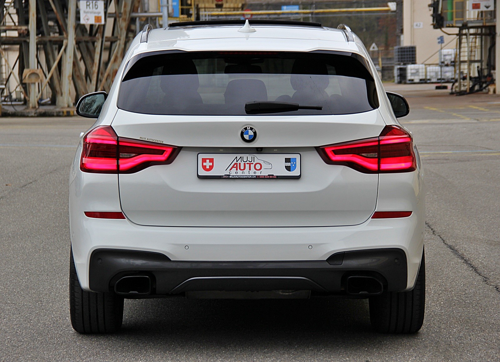 BMW X3 xDrive M40i Steptronic-showroom-element-3