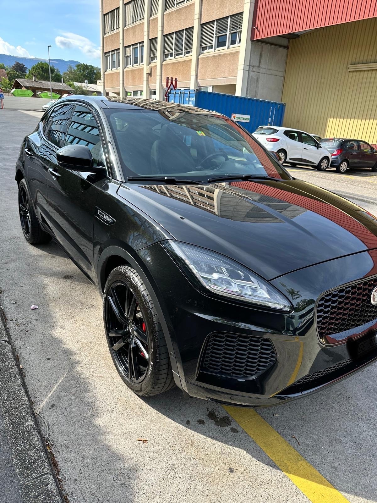 JAGUAR JAGUAR E-Pace 1.5 P300e R-Dynamic AWD Black