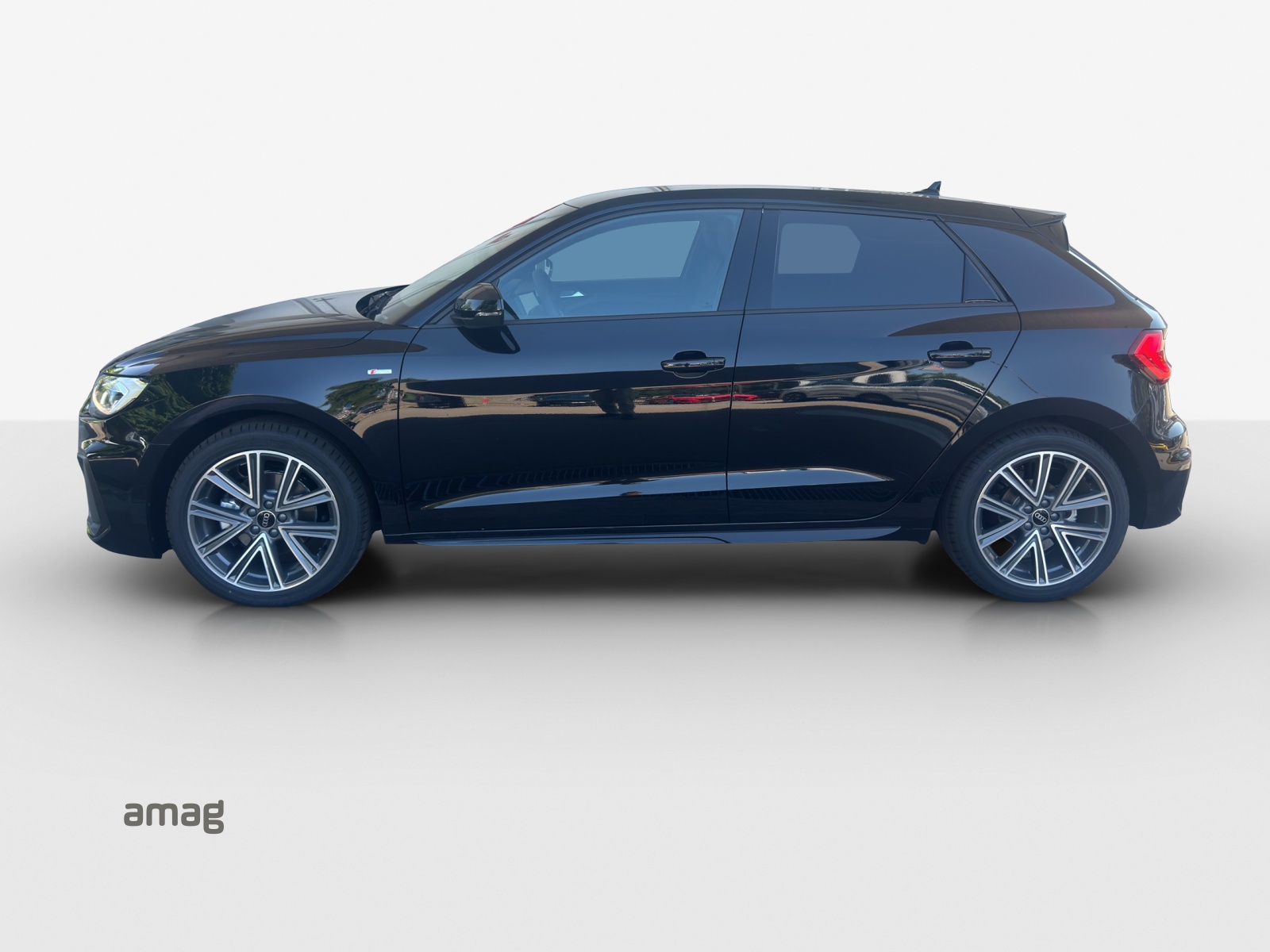 AUDI A1 Sportback 30 TFSI S Line Attraction-showroom-element-1