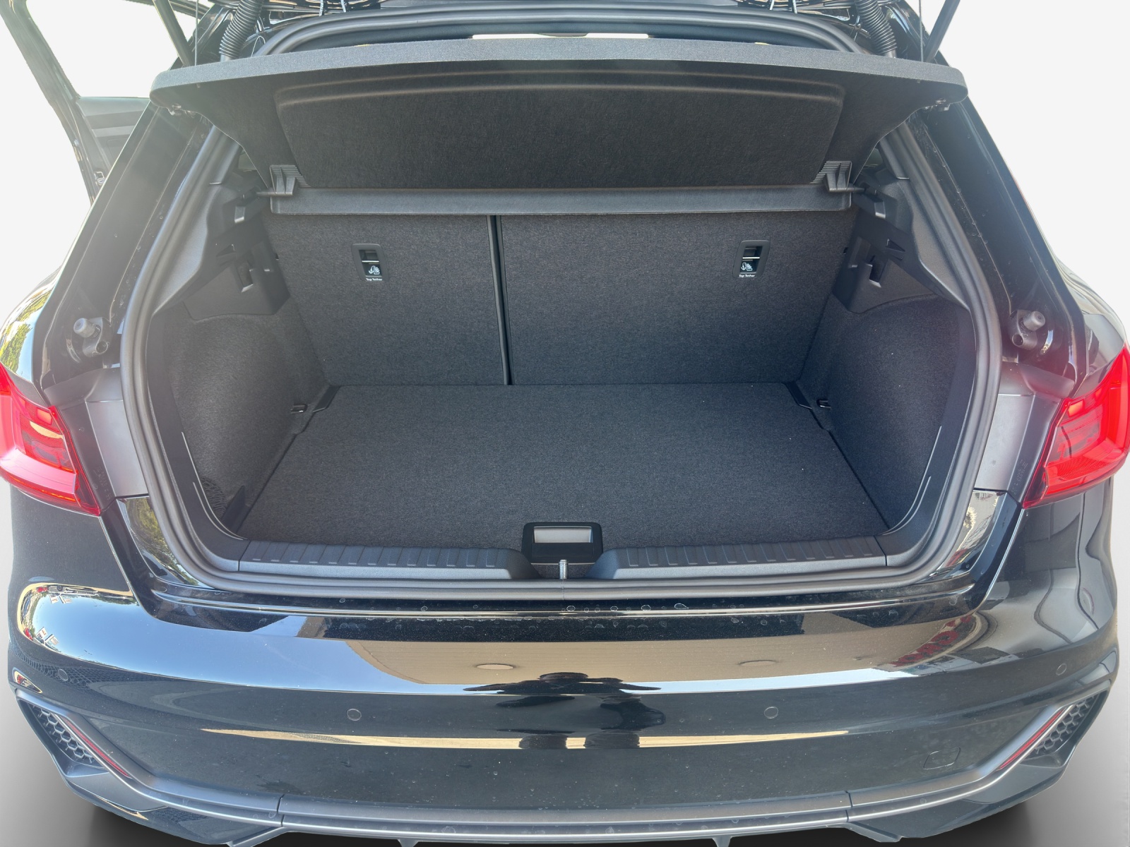 AUDI A1 Sportback 30 TFSI S Line Attraction-image-12