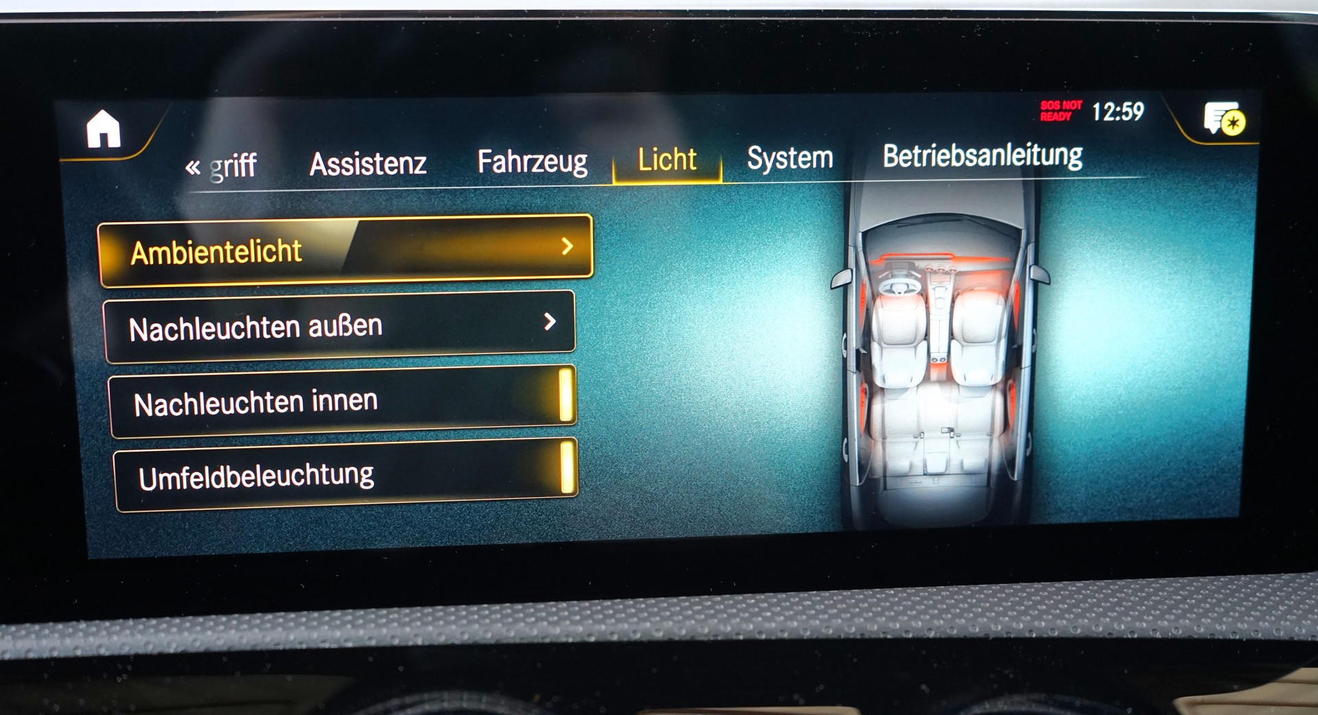 MERCEDES-BENZ A 35 AMG 4Matic Speedshift-image-23