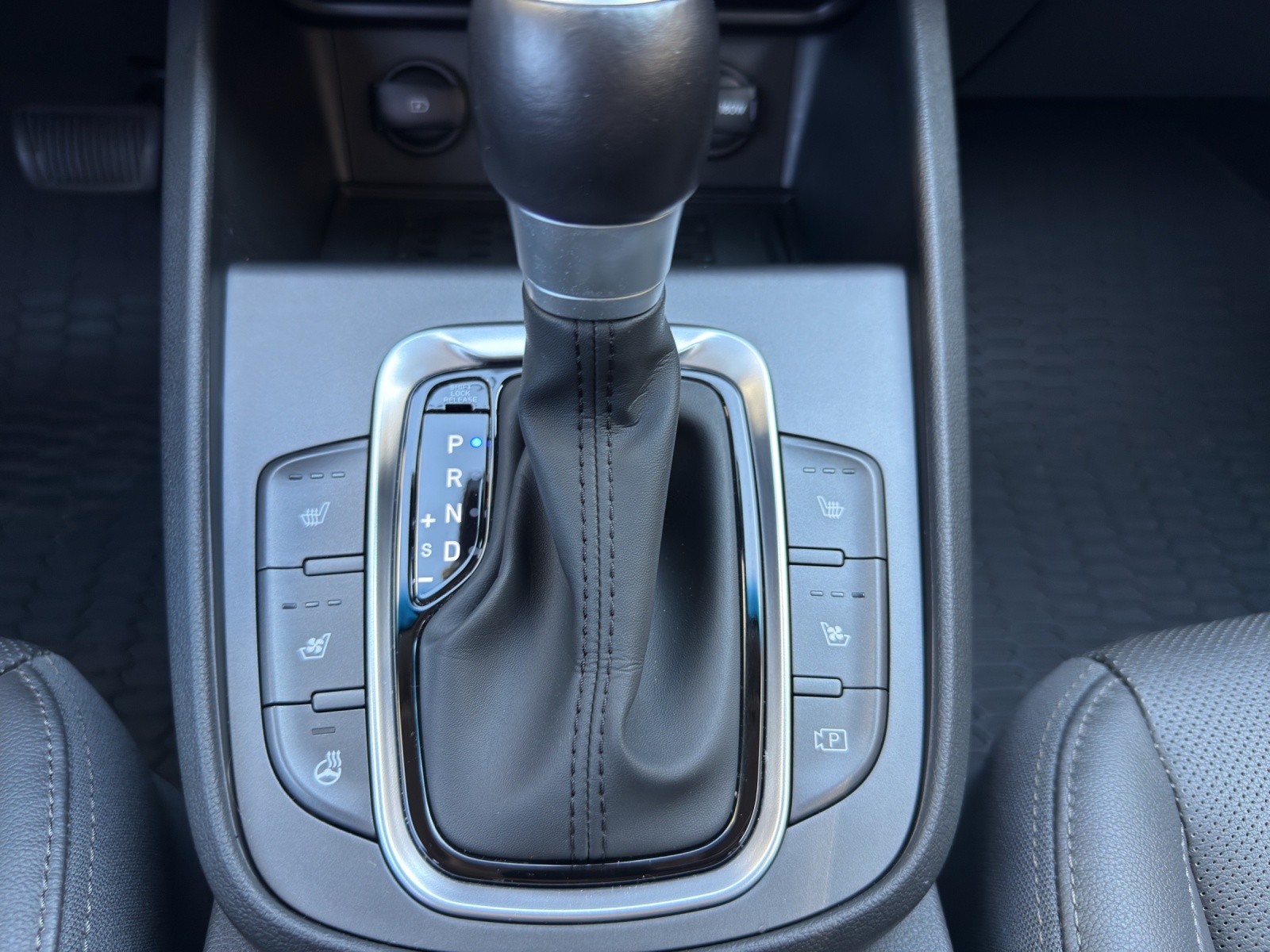 Image HYUNDAI KONA Kona 1.6 HEV Vertex