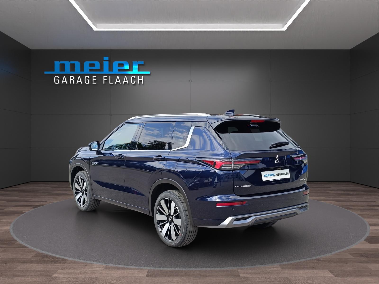 MITSUBISHI Outlander 2.4 PHEV Instyle 4x4-showroom-element-2