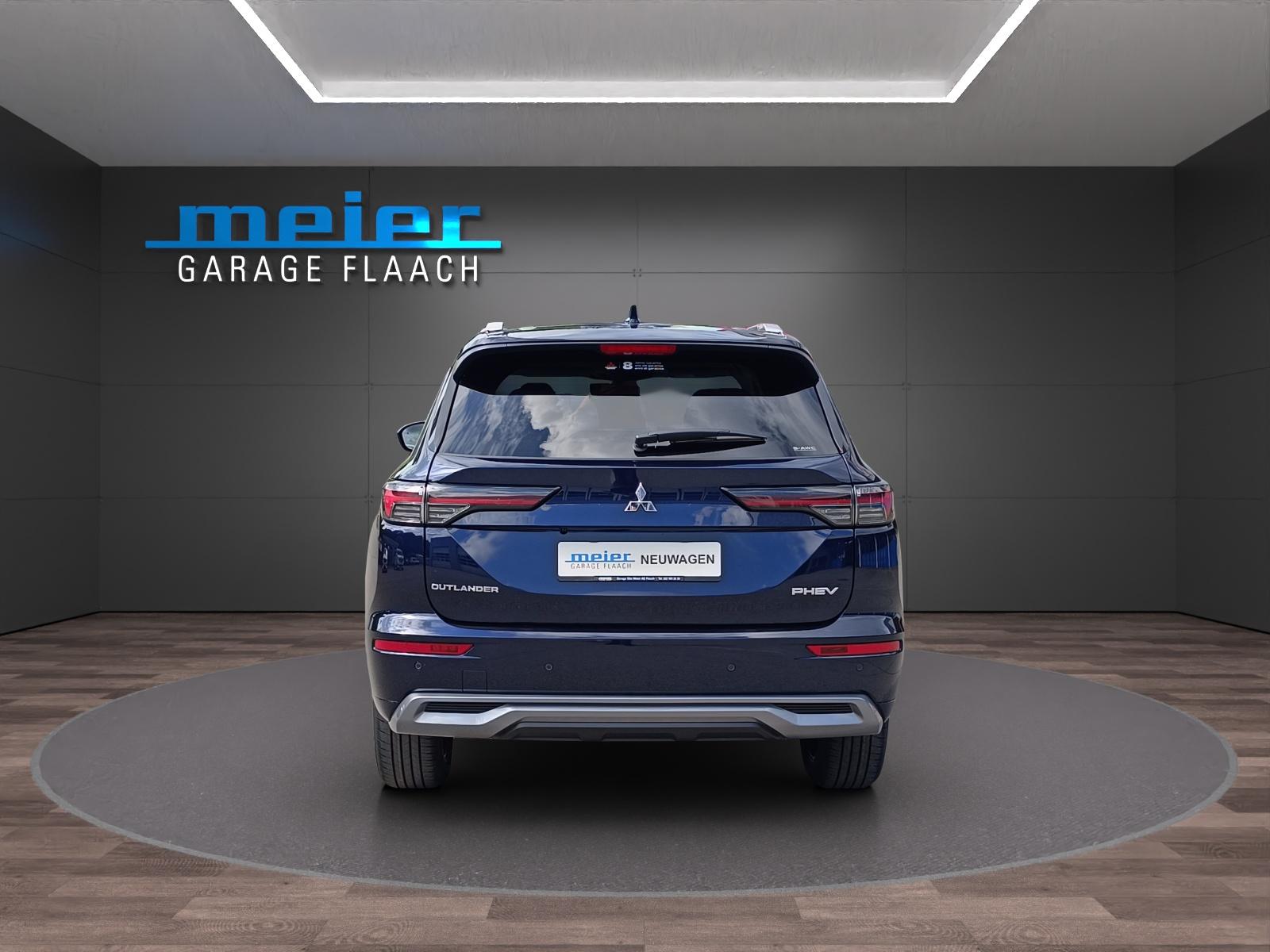 MITSUBISHI Outlander 2.4 PHEV Instyle 4x4-showroom-element-3