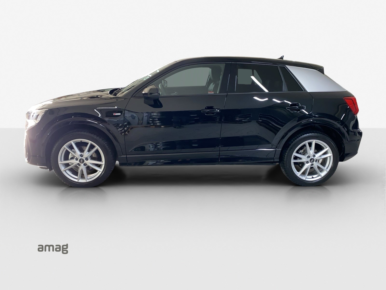 AUDI Q2 35 TFSI S line S-tronic-image-1