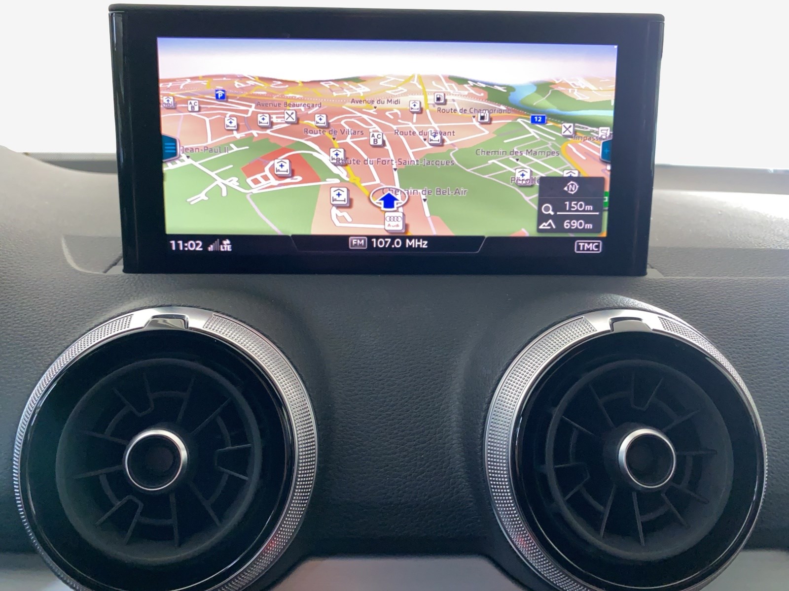 AUDI Q2 35 TFSI S line S-tronic-image-10