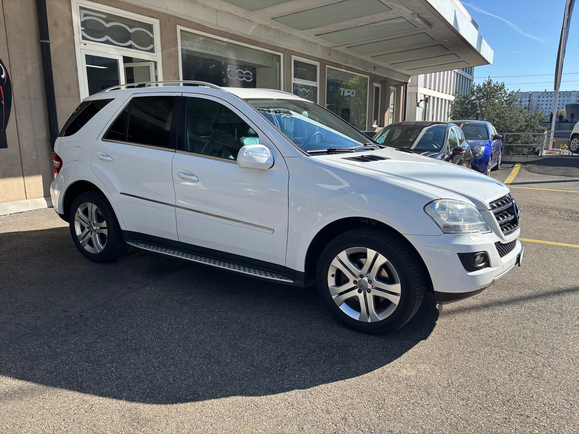MERCEDES-BENZ ML 350 (320) CDI 4Matic 7G-Tronic-showroom-element-1