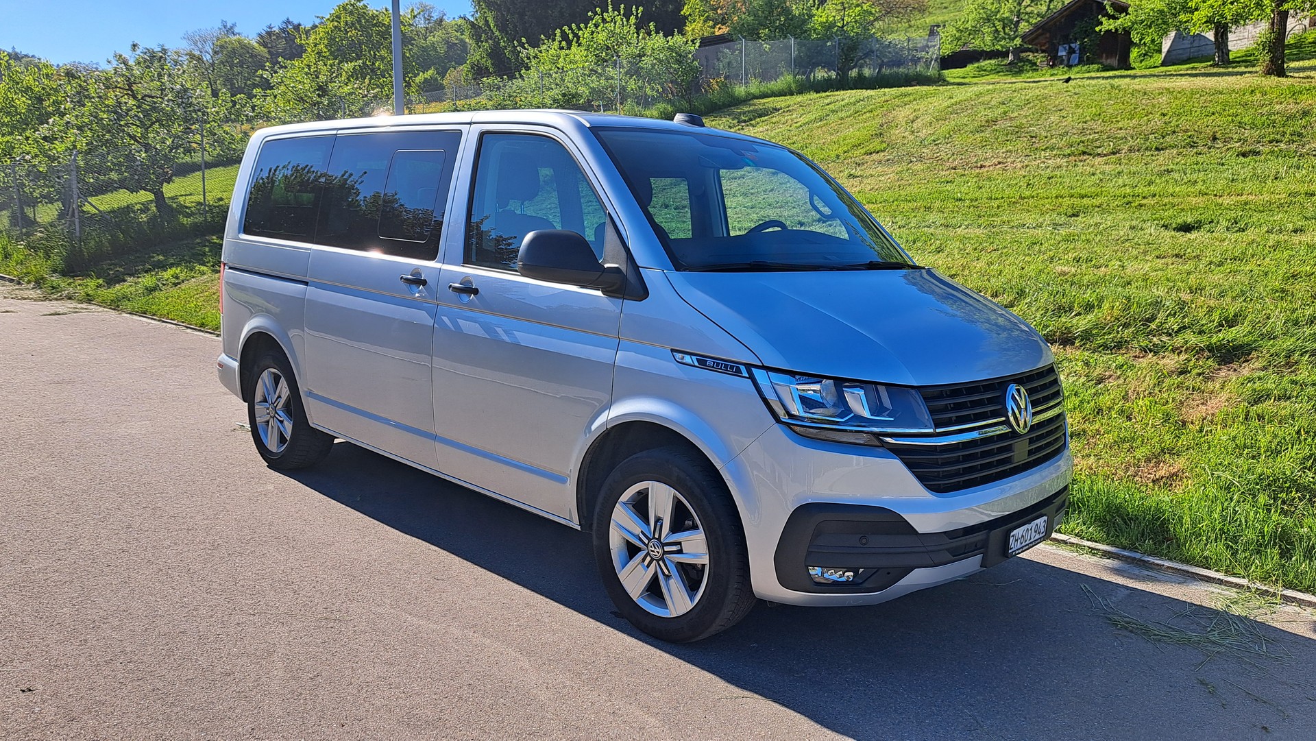 VW T6.1 Multivan 2.0 TDI Liberty Edition DSG-image-4