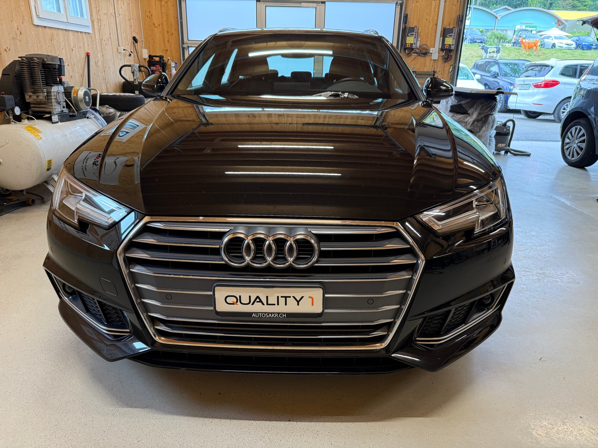 AUDI A4 Avant 2.0 TFSI Sport S-tronic-showroom-element-1
