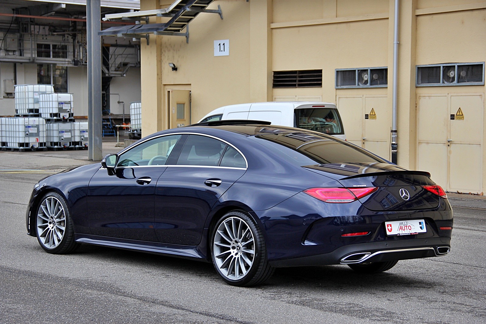 MERCEDES-BENZ CLS 400 d 4Matic Edition1 9G-Tronic-showroom-element-2