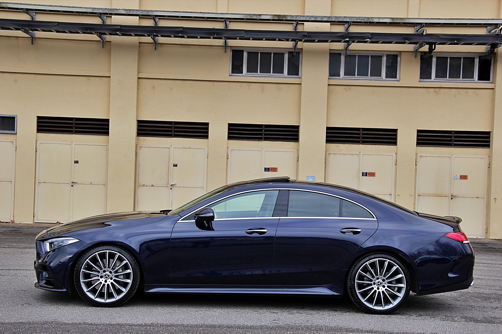 MERCEDES-BENZ CLS 400 d 4Matic Edition1 9G-Tronic-showroom-element-1