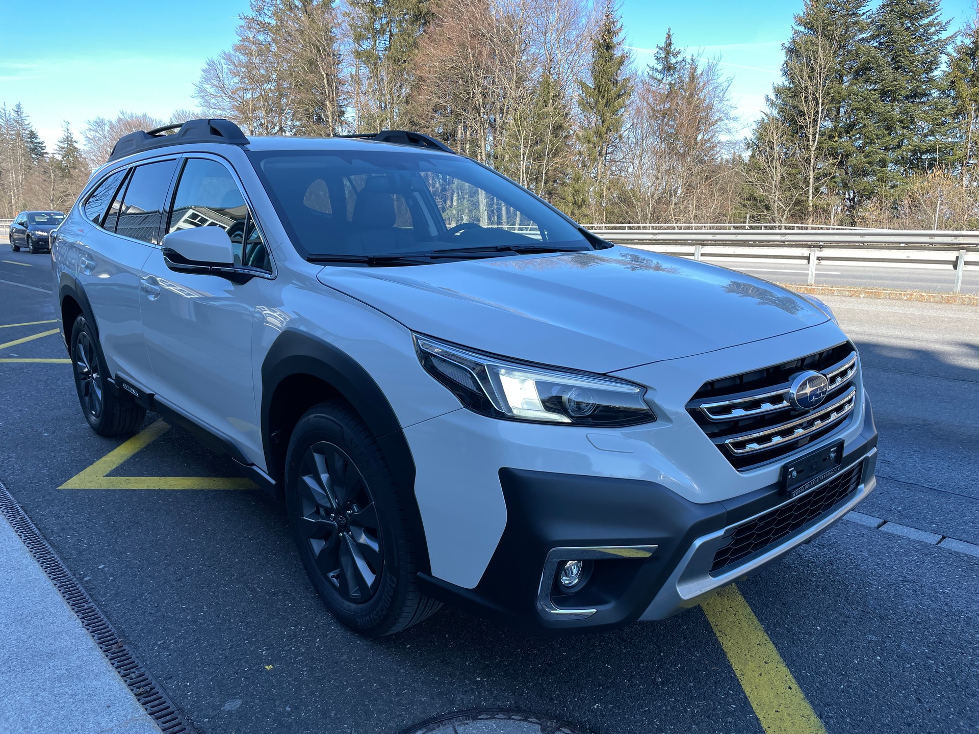SUBARU Outback 2.5i Swiss Plus AWD Lineartronic-showroom-element-2