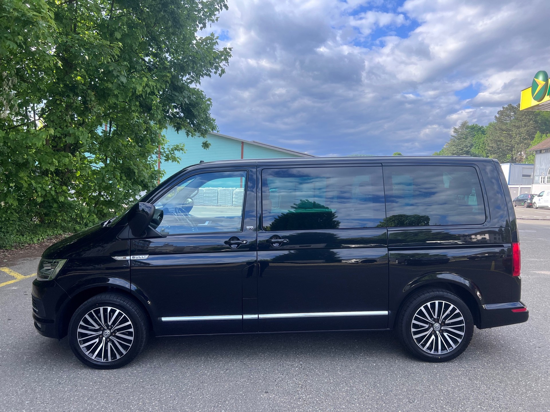 VW T6 Multivan 2.0 TSI CL Gen. Six 4Motion DSG-showroom-element-1