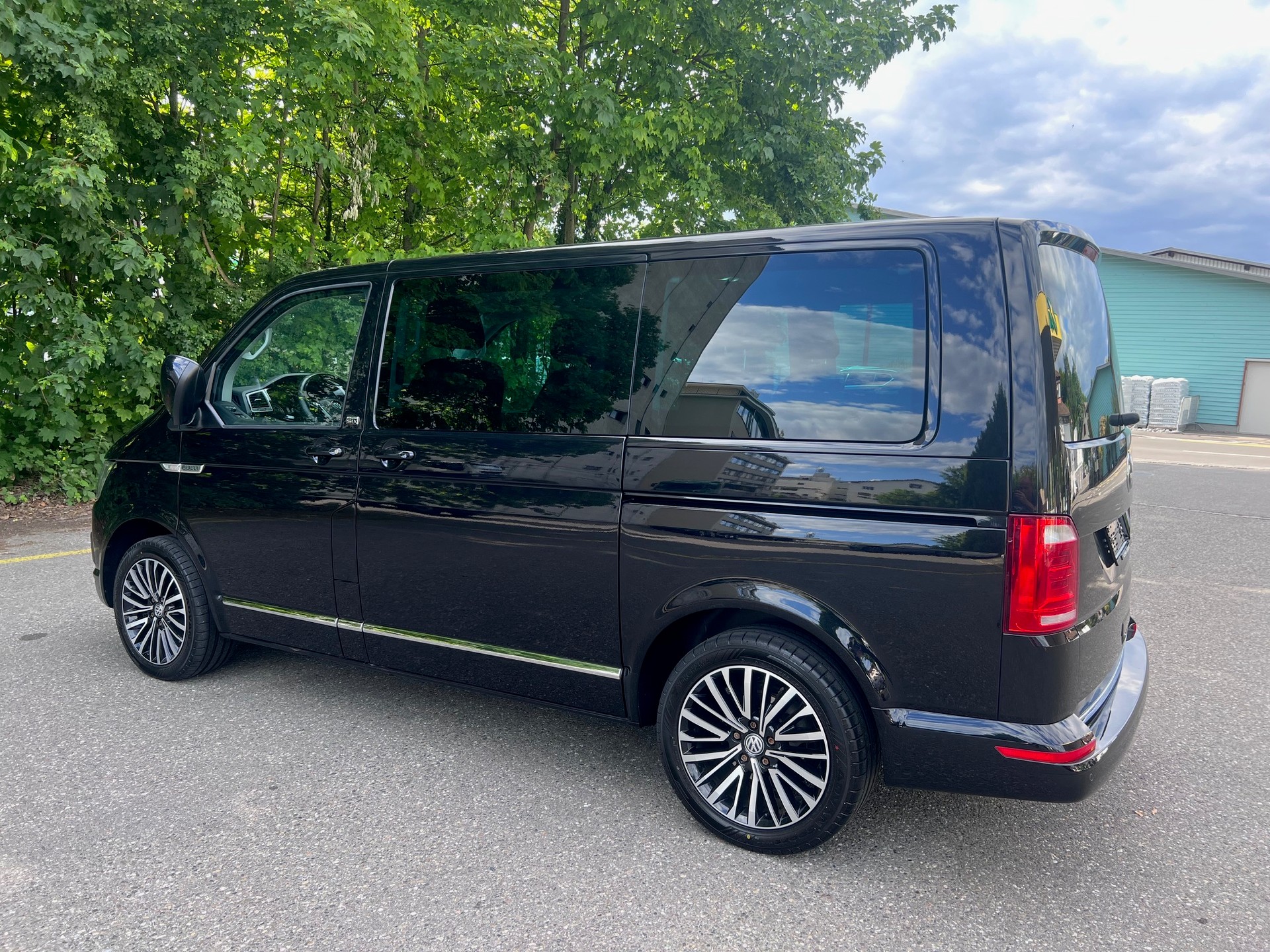 VW T6 Multivan 2.0 TSI CL Gen. Six 4Motion DSG-showroom-element-2