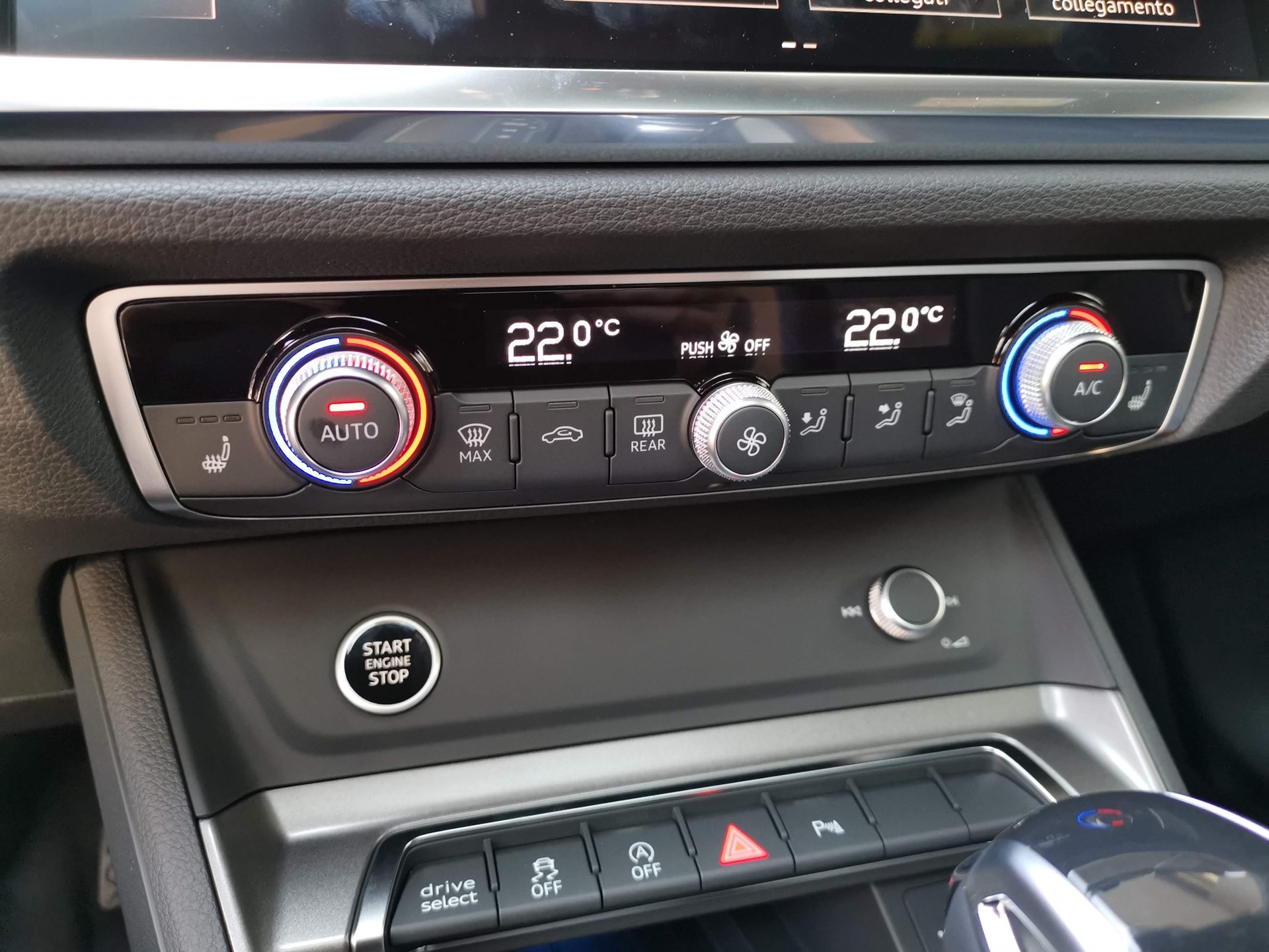 AUDI Q3 Sportback 40 TDI S line quattro S-tronic-image-24