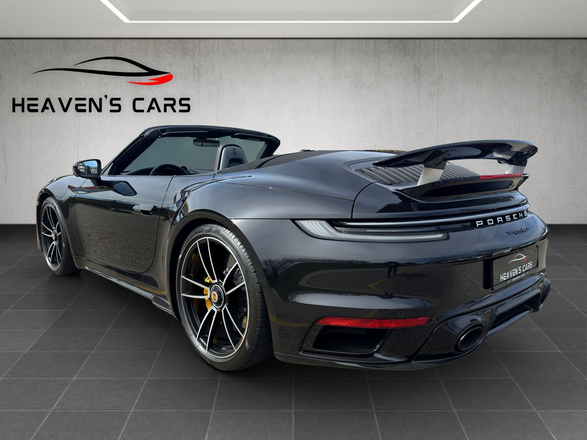 PORSCHE 911 Turbo S Cabriolet PDK-showroom-element-2