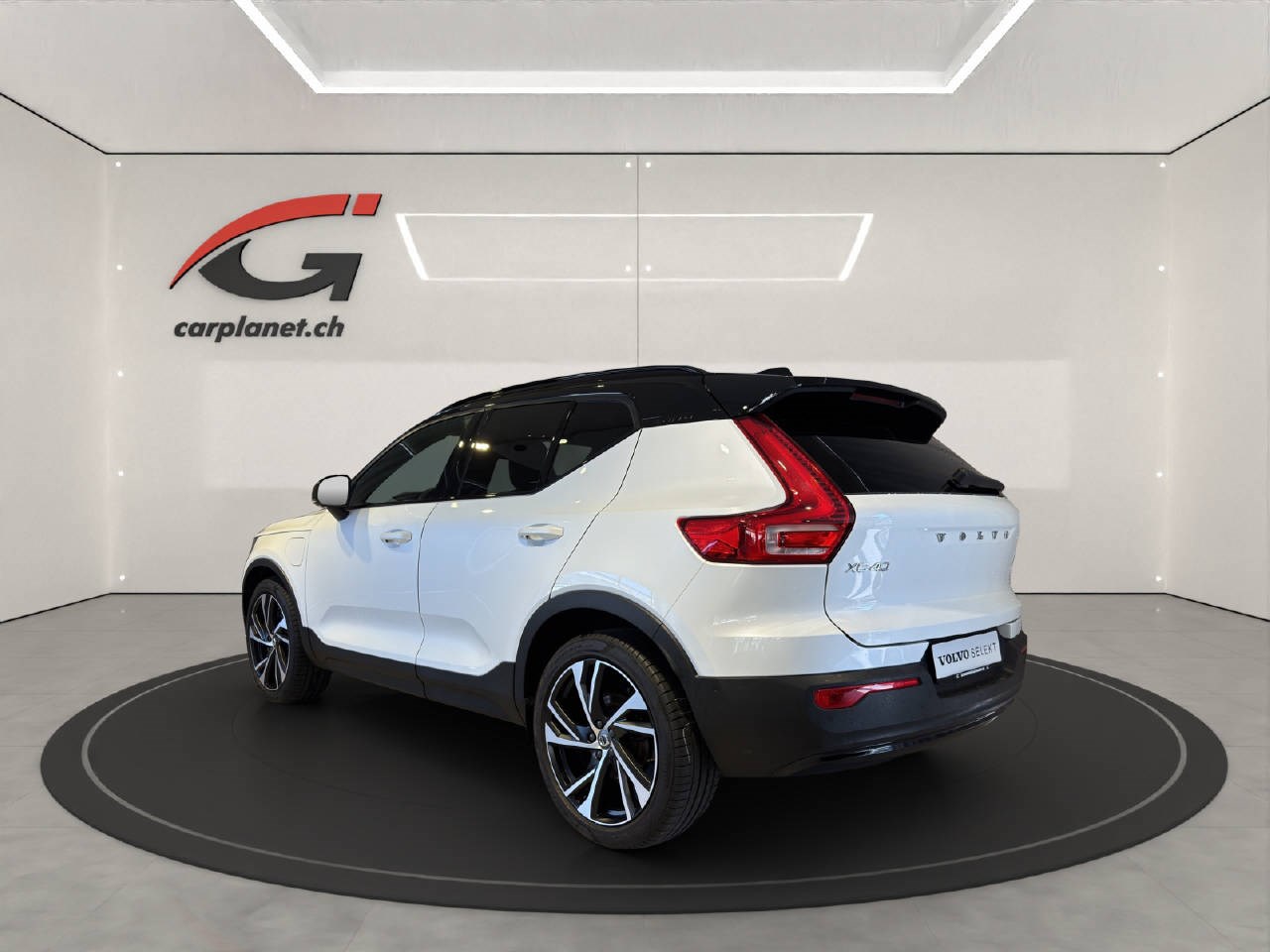 VOLVO XC40 1.5 T5 PiH R-Design-showroom-element-2