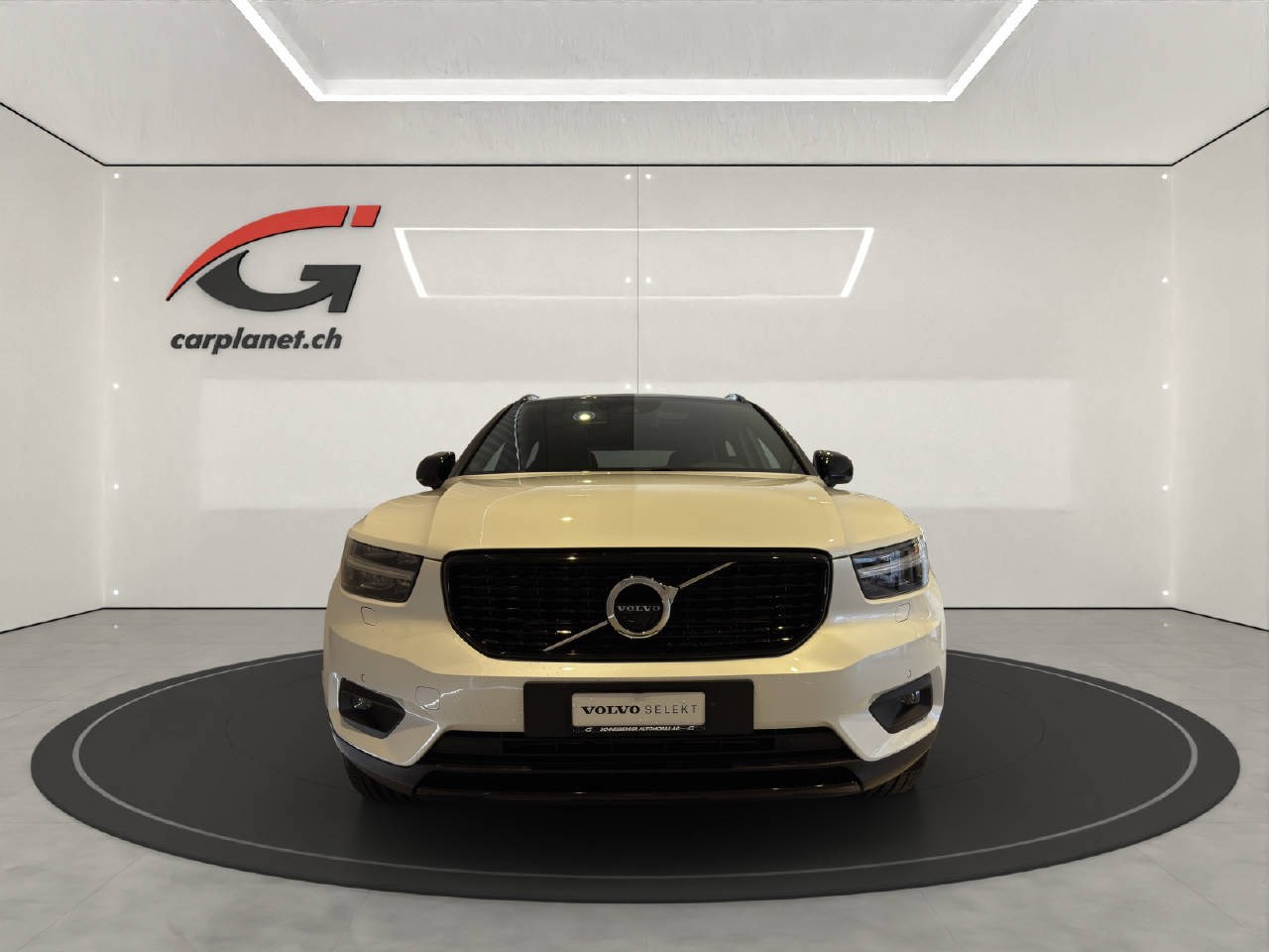 VOLVO XC40 1.5 T5 PiH R-Design-showroom-element-3