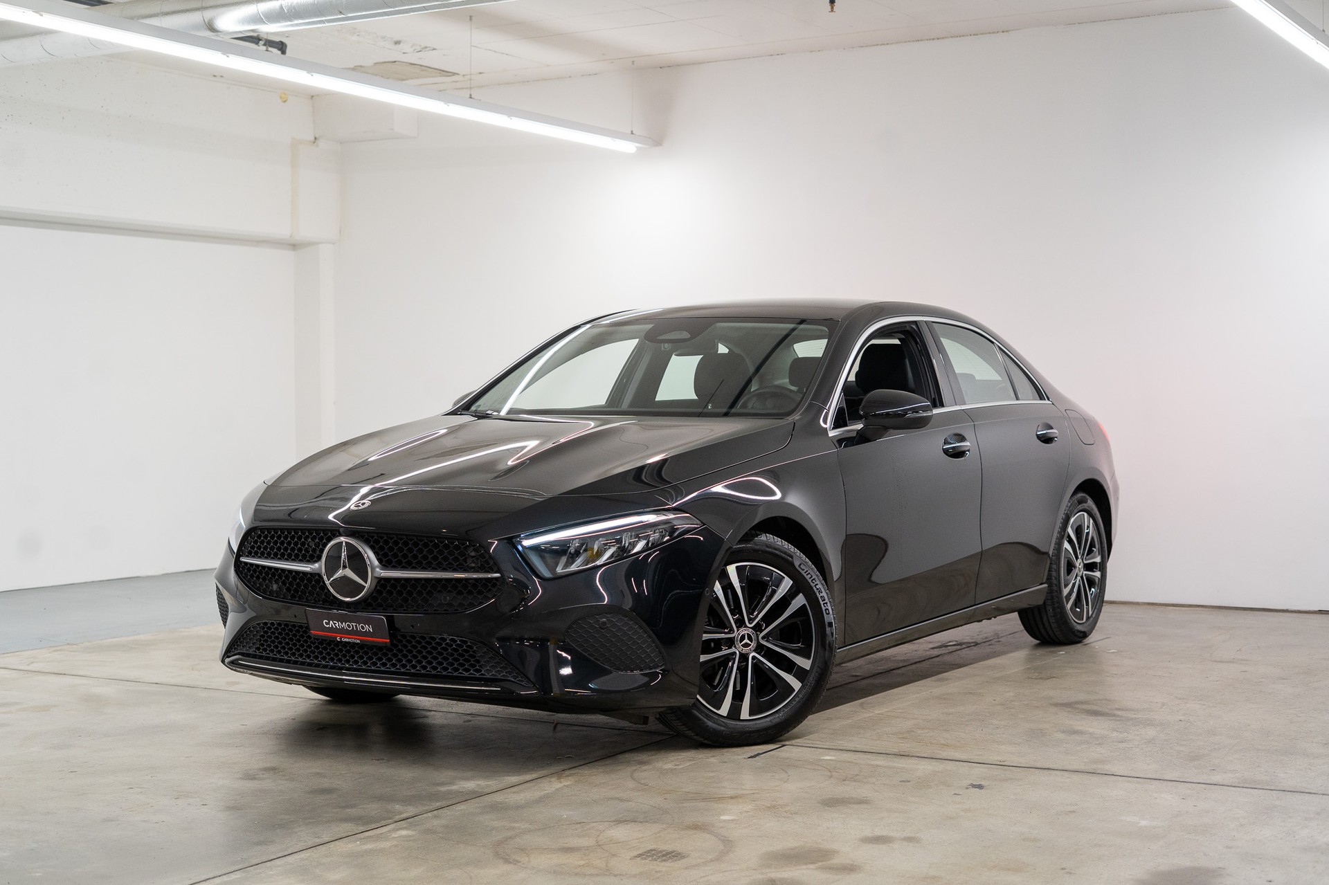 MERCEDES-BENZ A 180 Progressive Limousine*FACELIFT*