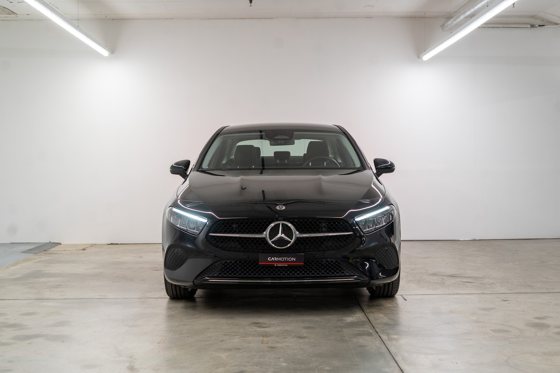 MERCEDES-BENZ A 180 Progressive Limousine*FACELIFT*-showroom-element-1