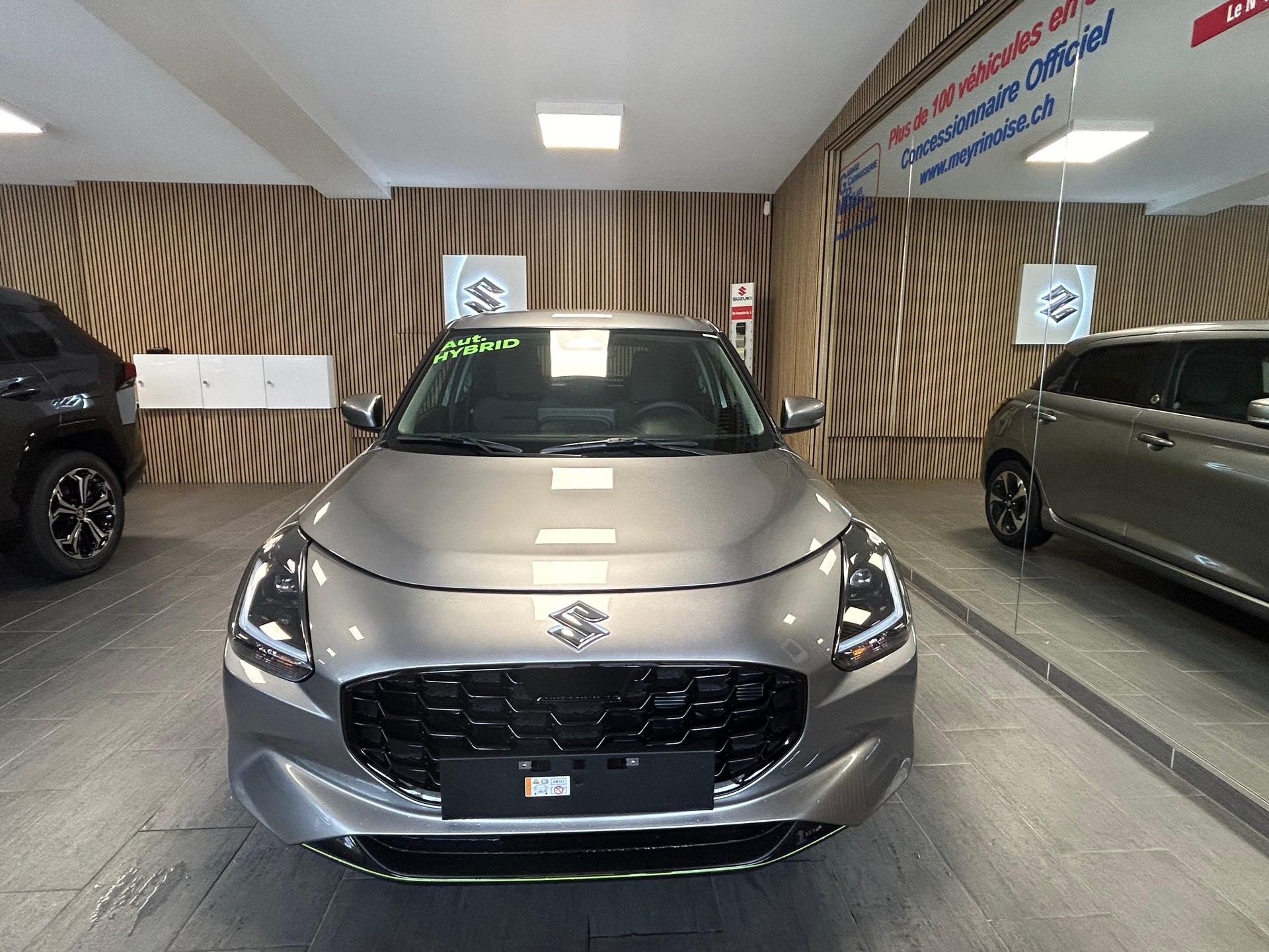 SUZUKI Swift 1.2 1st Edition Top Hybrid MY24-showroom-element-2