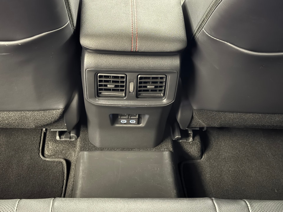RAV-4 Plug-in Hybrid 2.5 Platinum AWD-i