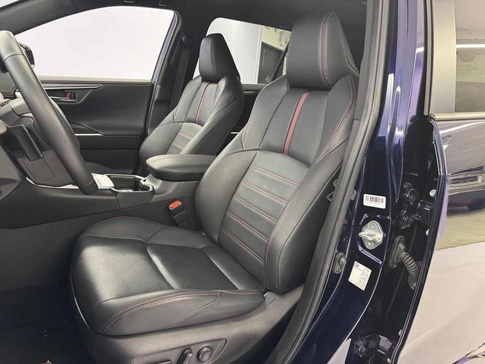 RAV-4 Plug-in Hybrid 2.5 Platinum AWD-i