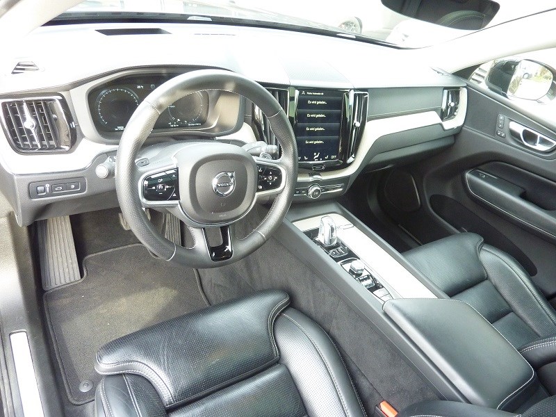 VOLVO XC60 T8 eAWD Inscription Geartronic-image-12