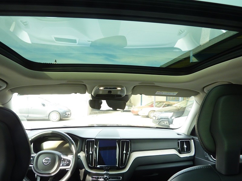 VOLVO XC60 T8 eAWD Inscription Geartronic-image-8